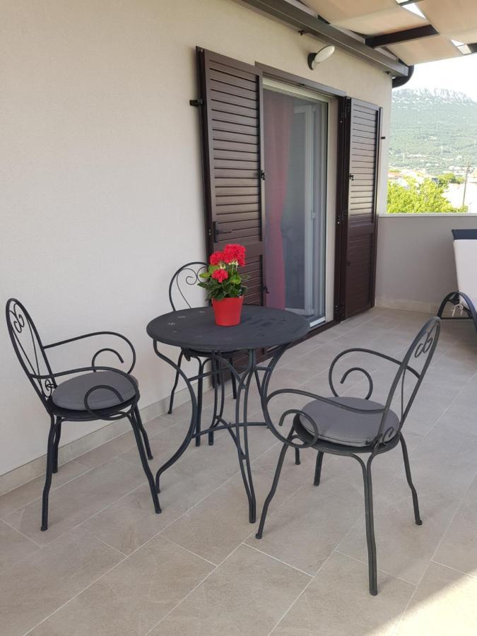 Villa Fides With Private Pool, Garden And Sea View Kaštel Novi エクステリア 写真