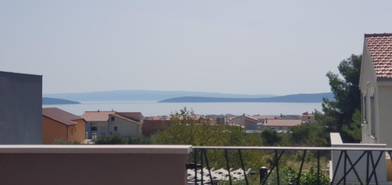 Villa Fides With Private Pool, Garden And Sea View Kaštel Novi エクステリア 写真