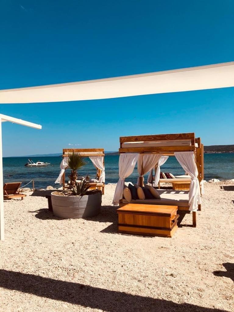 Villa Fides With Private Pool, Garden And Sea View Kaštel Novi エクステリア 写真
